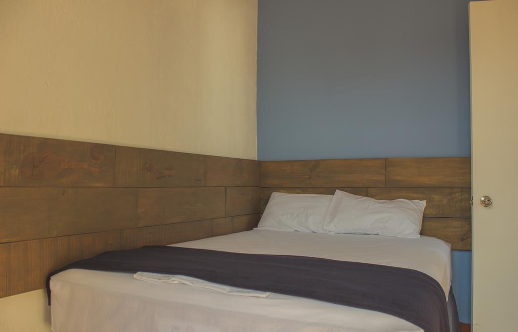 Somos Hostal Antigua Quarto foto