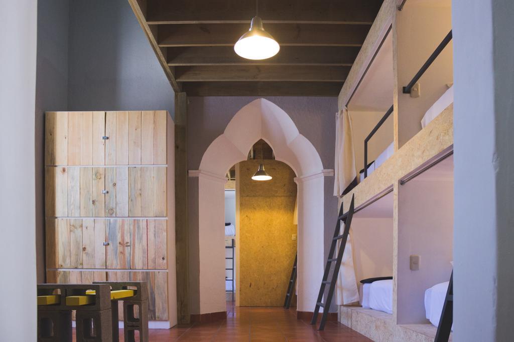 Somos Hostal Antigua Quarto foto